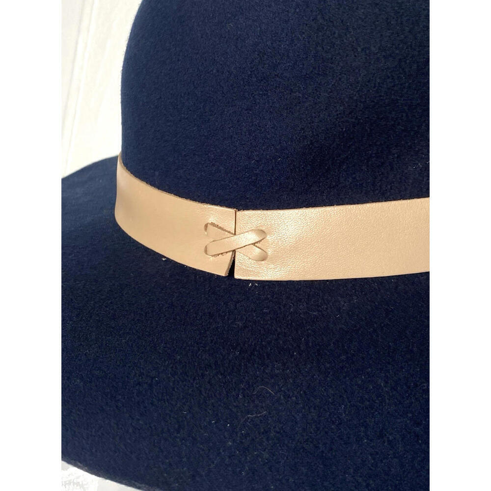 NWT Hat Attack Womens 100% Wool Felt Brimmed Fedora Leather Trim Navy Blue Hat - Picture 3 of 9